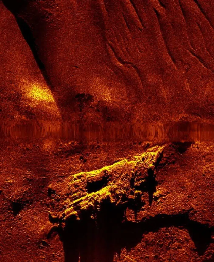 Image sonar à balayage latéral de la section avant du HMS Tiger - Crédit photo : Leo Fielding / ProjectXplore